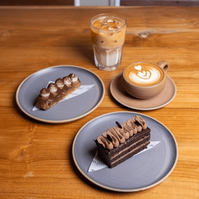 Lucky Cat Coffee & Kitchen 9