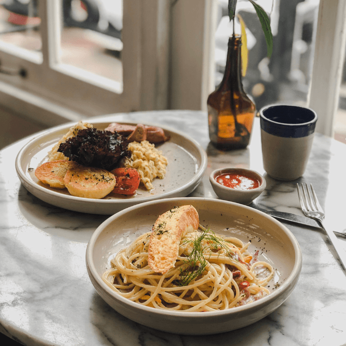 Lucky Cat Coffee & Kitchen 7