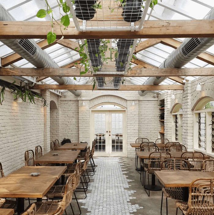 Lucky Cat Coffee & Kitchen 5