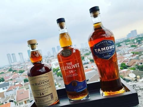 Candi Resto & Rooftop Bar 4