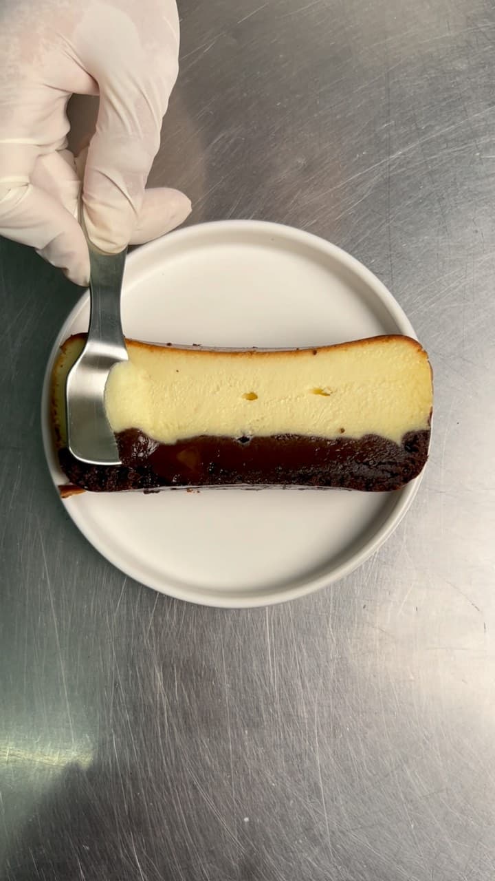 FUDGYBRO BLOK M at Melawai Raya 5