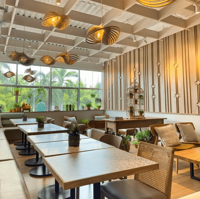 Kindee Thai Resto & Cafe 3