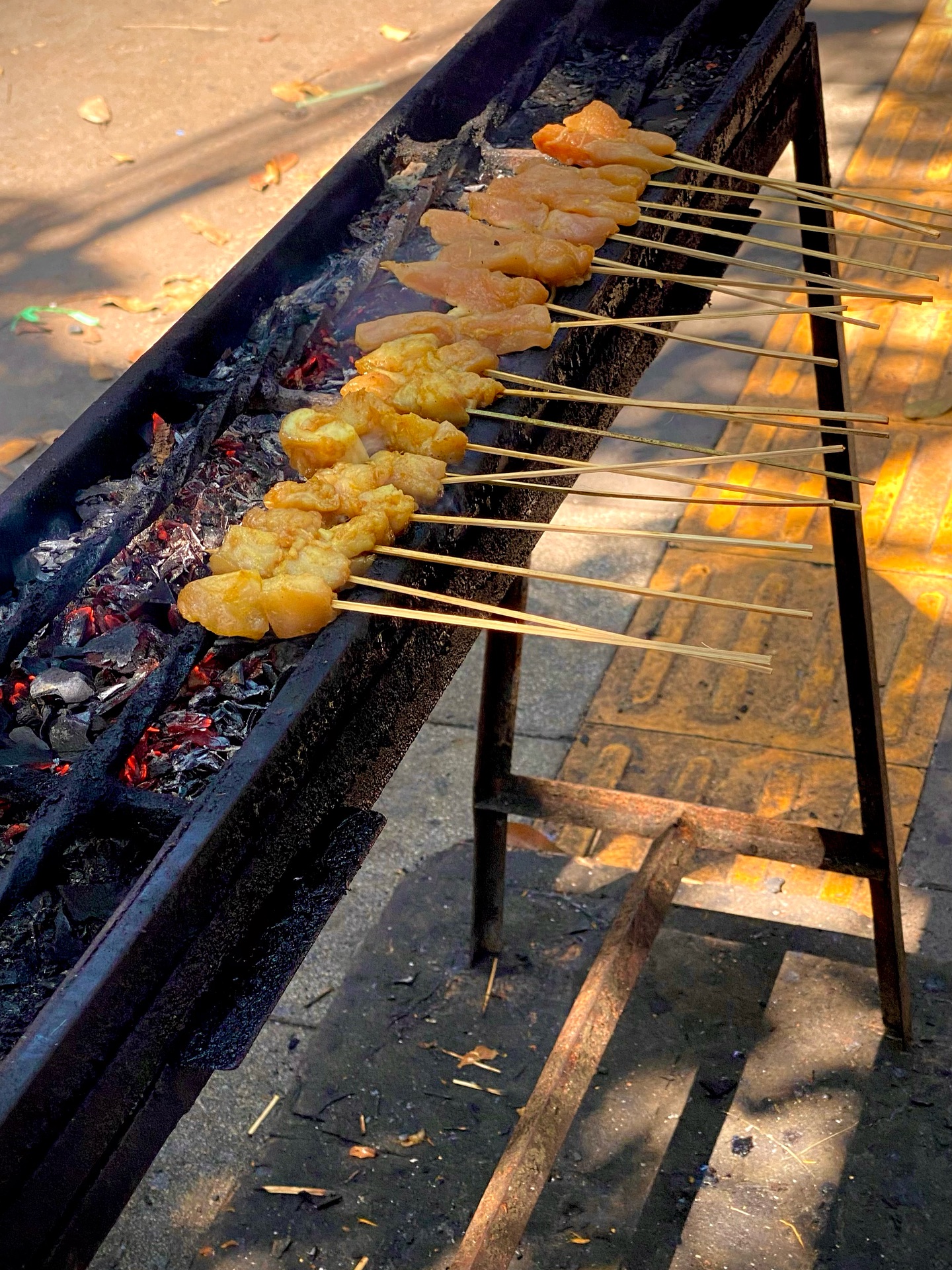 Germaphobes, Beware! Bandung's Ditch-Side Satay: A True Foodie's Secret. 4