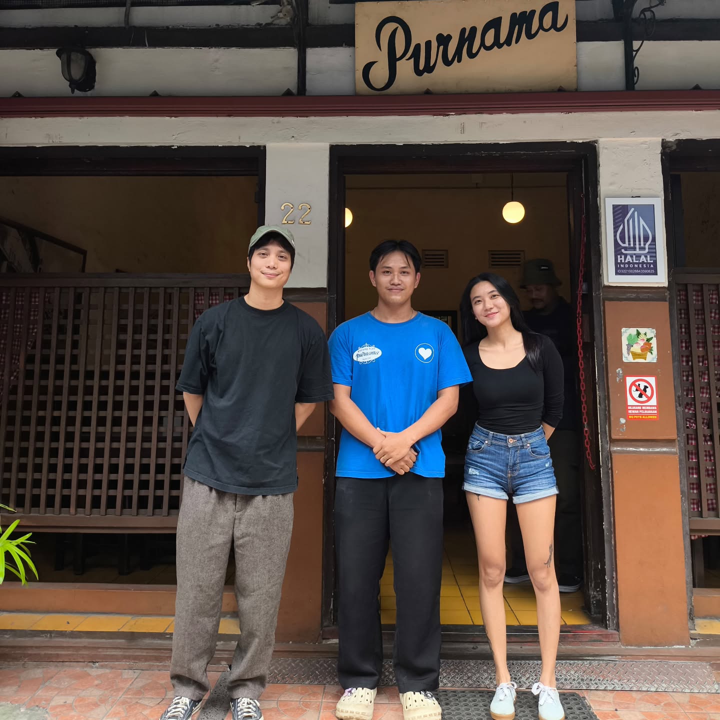 万隆这家1930年的“活化石”，排队半小时就为这口吐司？ 3