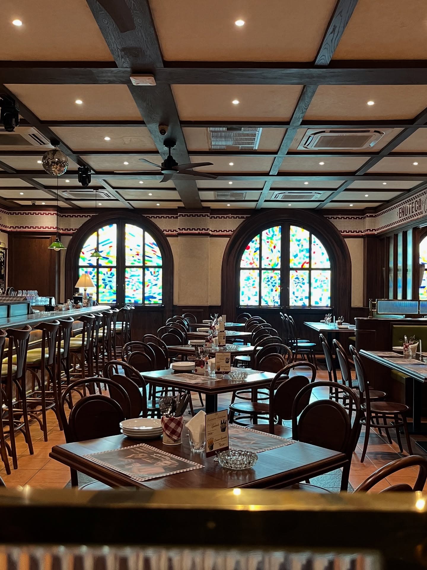 Tiramisu-nya Mantap, aku rela balik lagi! Tapi menu yang satunya… mendingan kabur aja deh 🏃‍♀️ 2