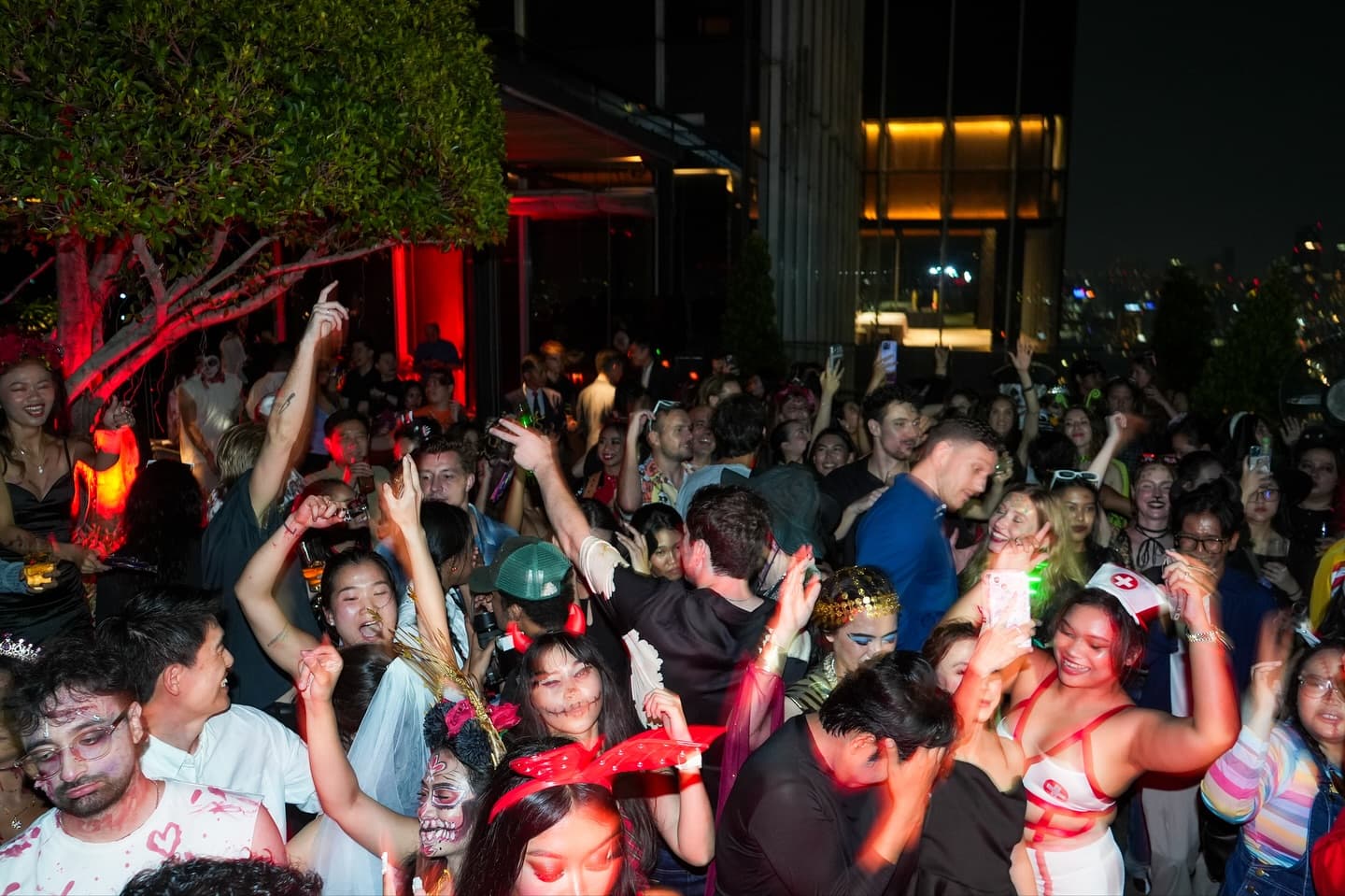 Drinking at the Park Hyatt Jakarta rooftop? Remember my words: Don't order the food