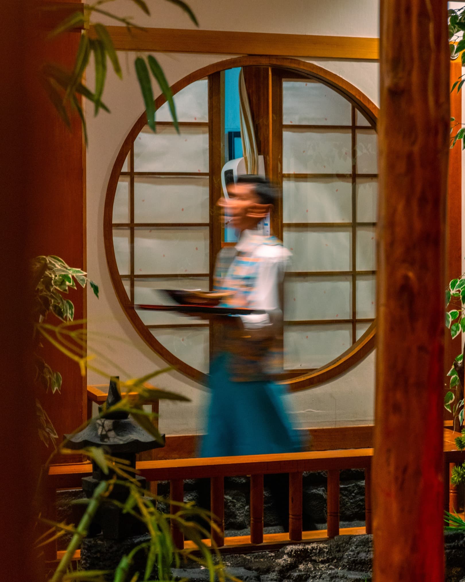 15万在五星酒店吃日料自助，结果是大型饥饿游戏？