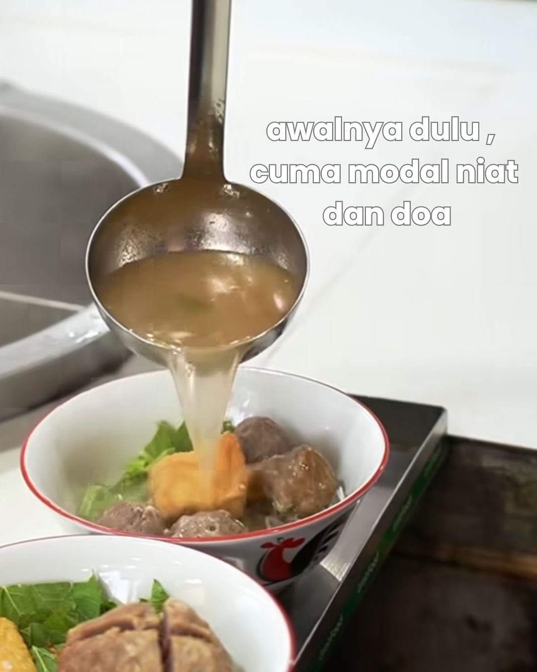 Who says eating Bakso has to be sweaty? This garden Bakso spot is way too Chill