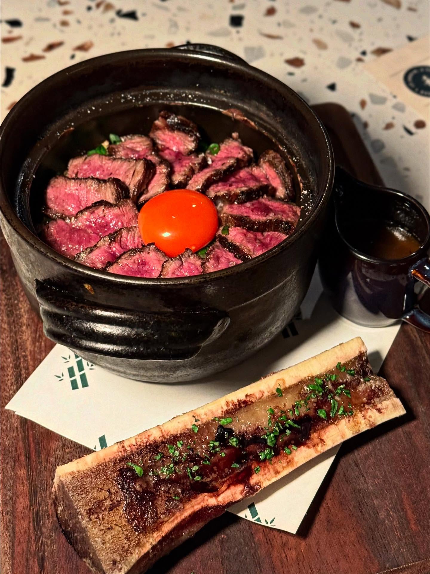 Bandung's Viral Garden Restaurant: Photo Paradise or Social Disaster? 4