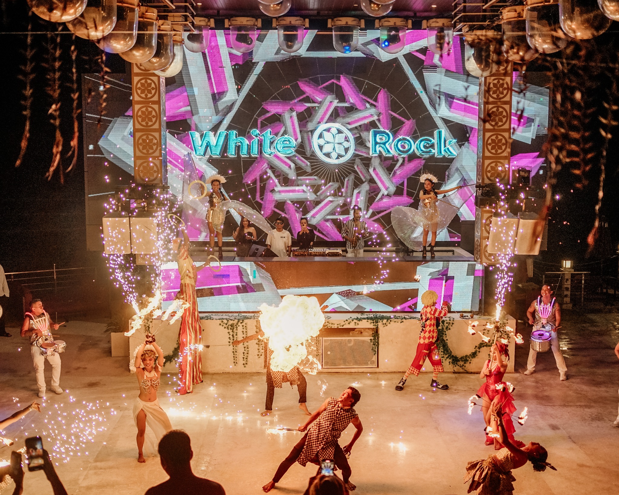 Beach Club No. 1 di Bali? Zonk & Mantap-nya White Rock udah aku cobain semua 4