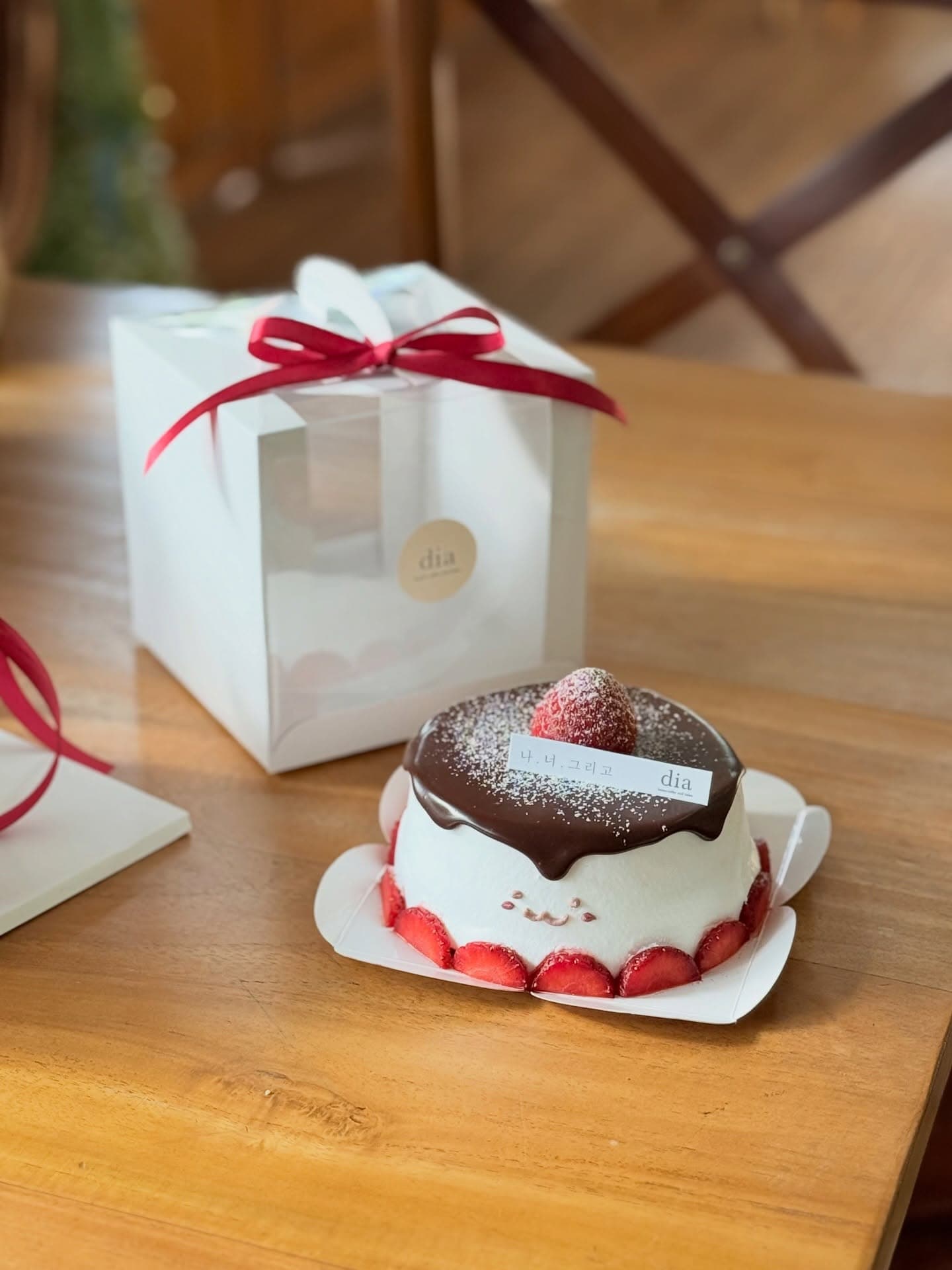 This K-style cafe in West Jakarta, besides the lawn, I just can't… 2