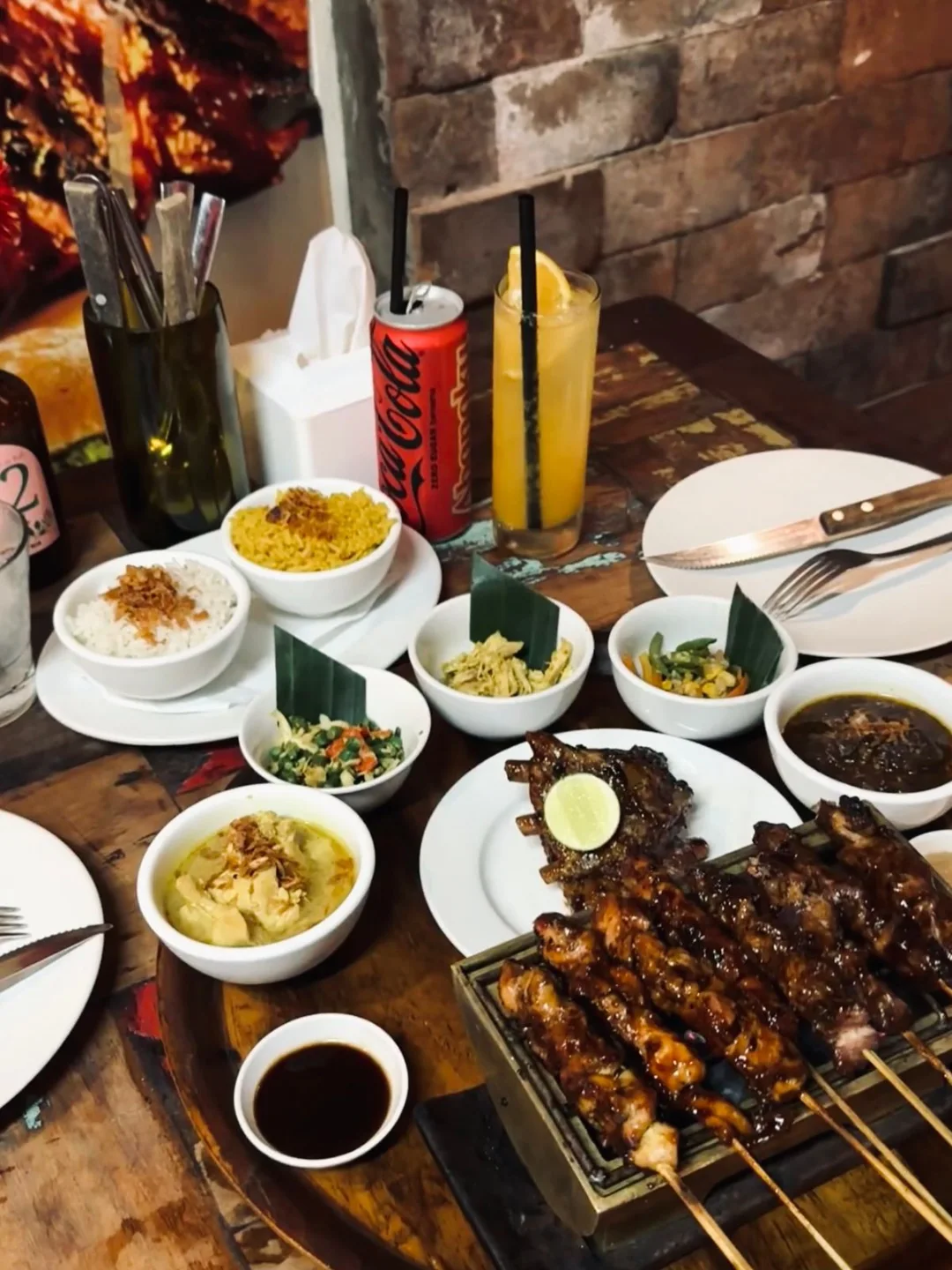 Iga Babi Panggang rating Google 4.8 bintang, kok malah mau aku blacklist? Toko viral Seminyak ini bikin dilema! 6