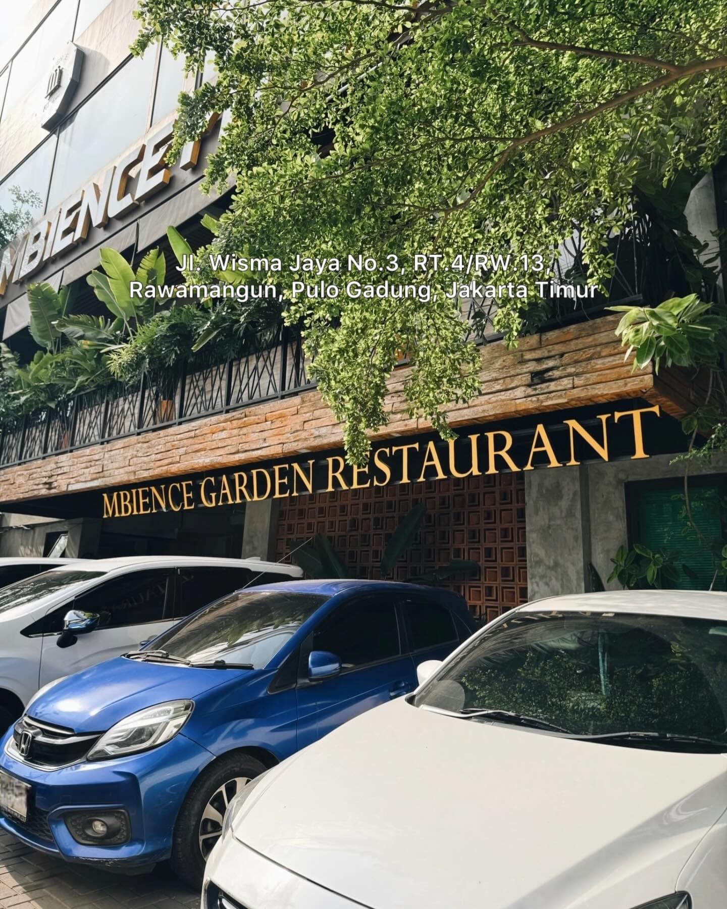 With service and taste like this, how did it get so popular in East Jakarta? 5