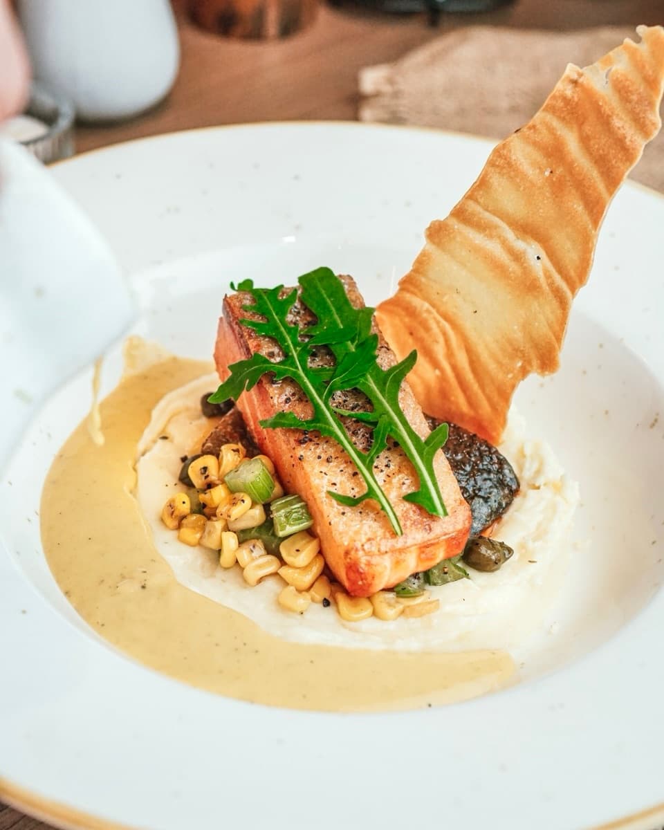 Calling all Jakarta sourdough heads! I'd only dare recommend this shop to you. 5