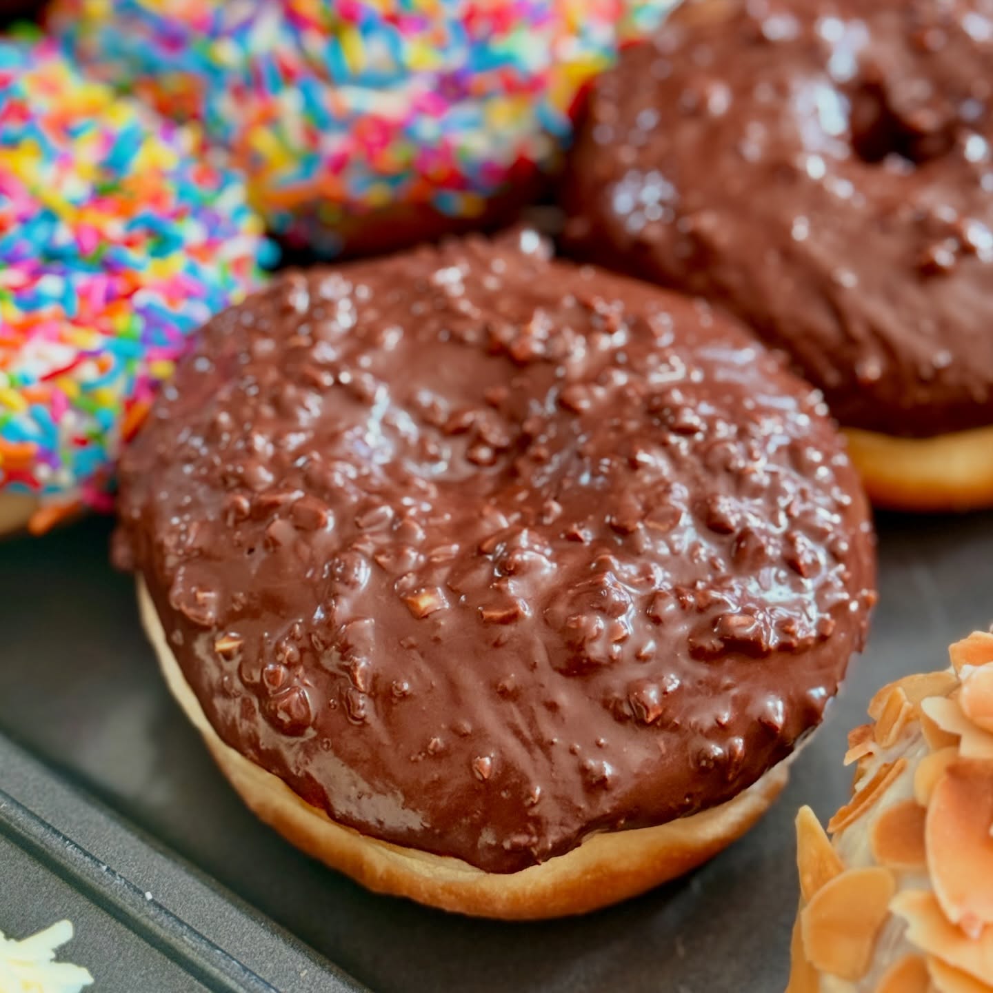 50k的芝士蛋糕比脸大，巴东这家店真的太Anjay了！ 2