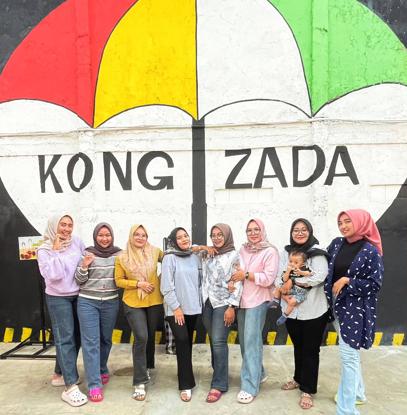 Thought it was just a small village eatery, but it's a giant? This place in Blora is Anjay 6