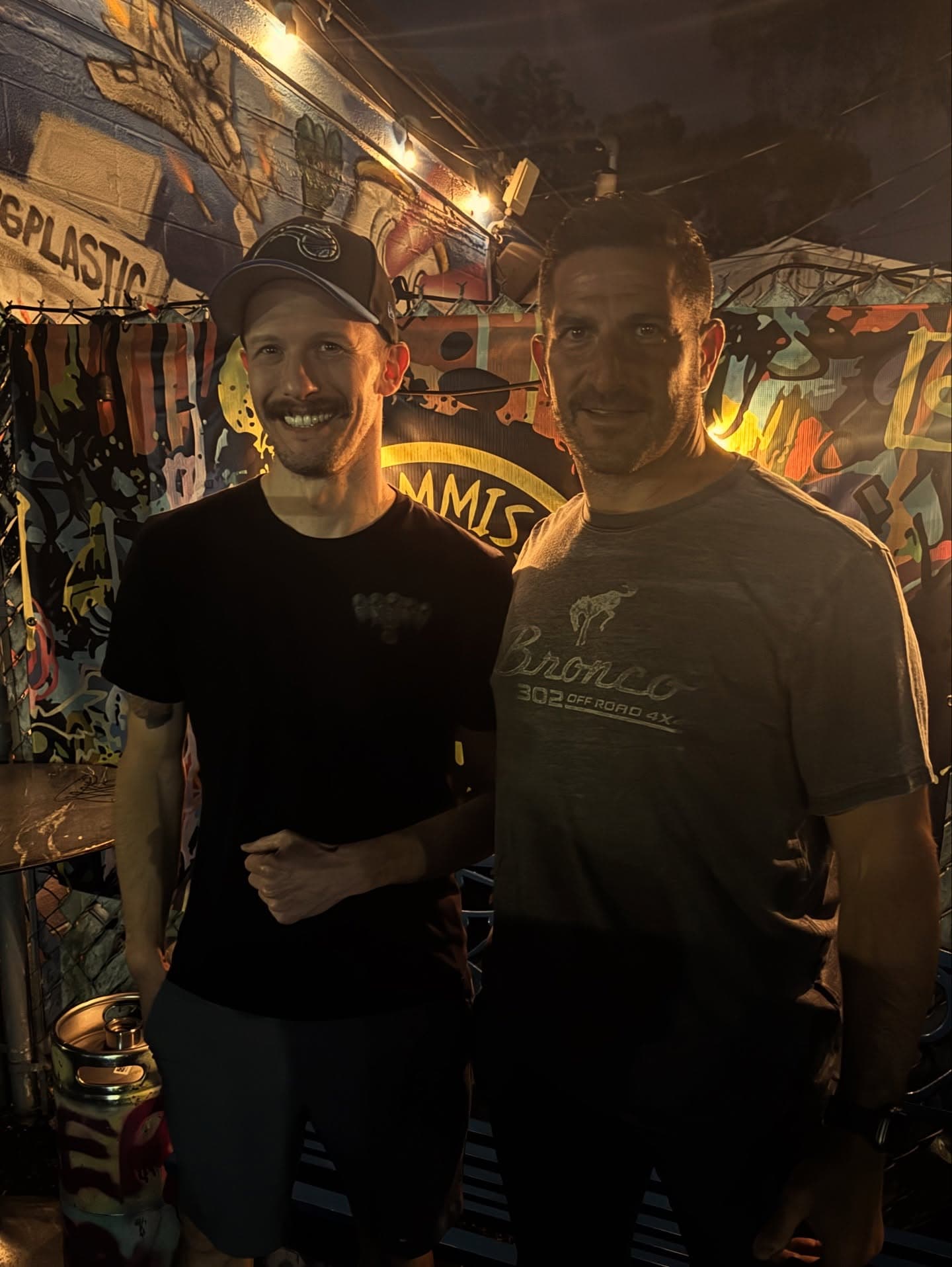 Rating Google 4.8, tapi kok gue hampir berantem? Anjay, bar Jakarta ini dalem banget 3