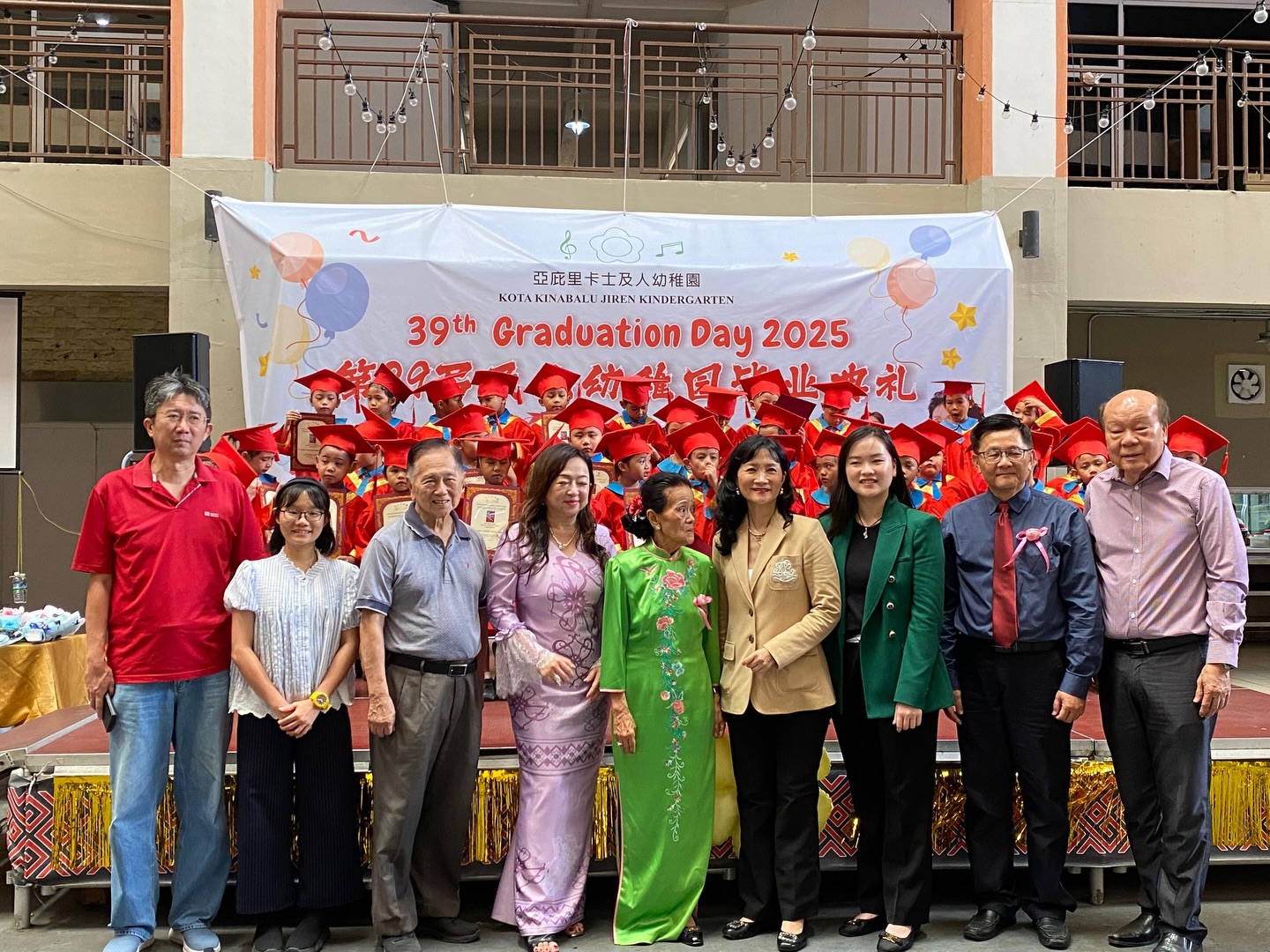 Seafood Palembang ini buat Sultan doang? Berdua nekat abisin 500 ribu cuma demi kepiting Mantap ini