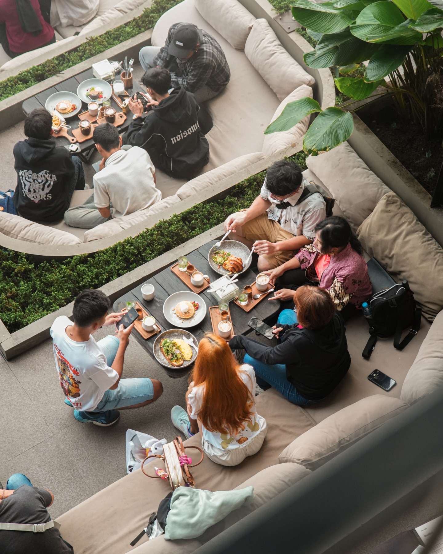 凌晨5点的巴杜尔火山，值得用一顿苍蝇伴餐的早餐交换吗？