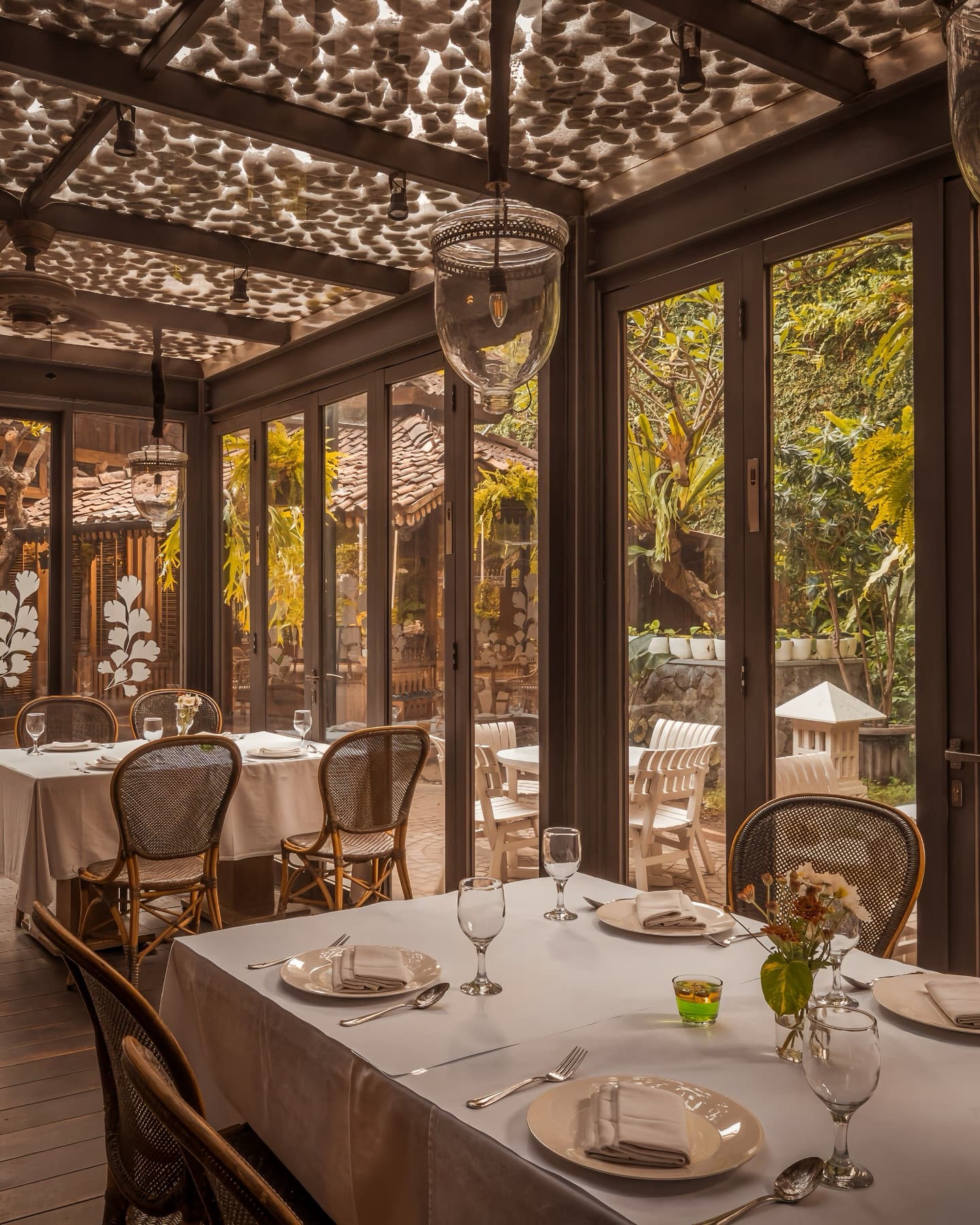 宴请天花板Plataran Dharmawangsa，人均百万盾到底值不值？ 2