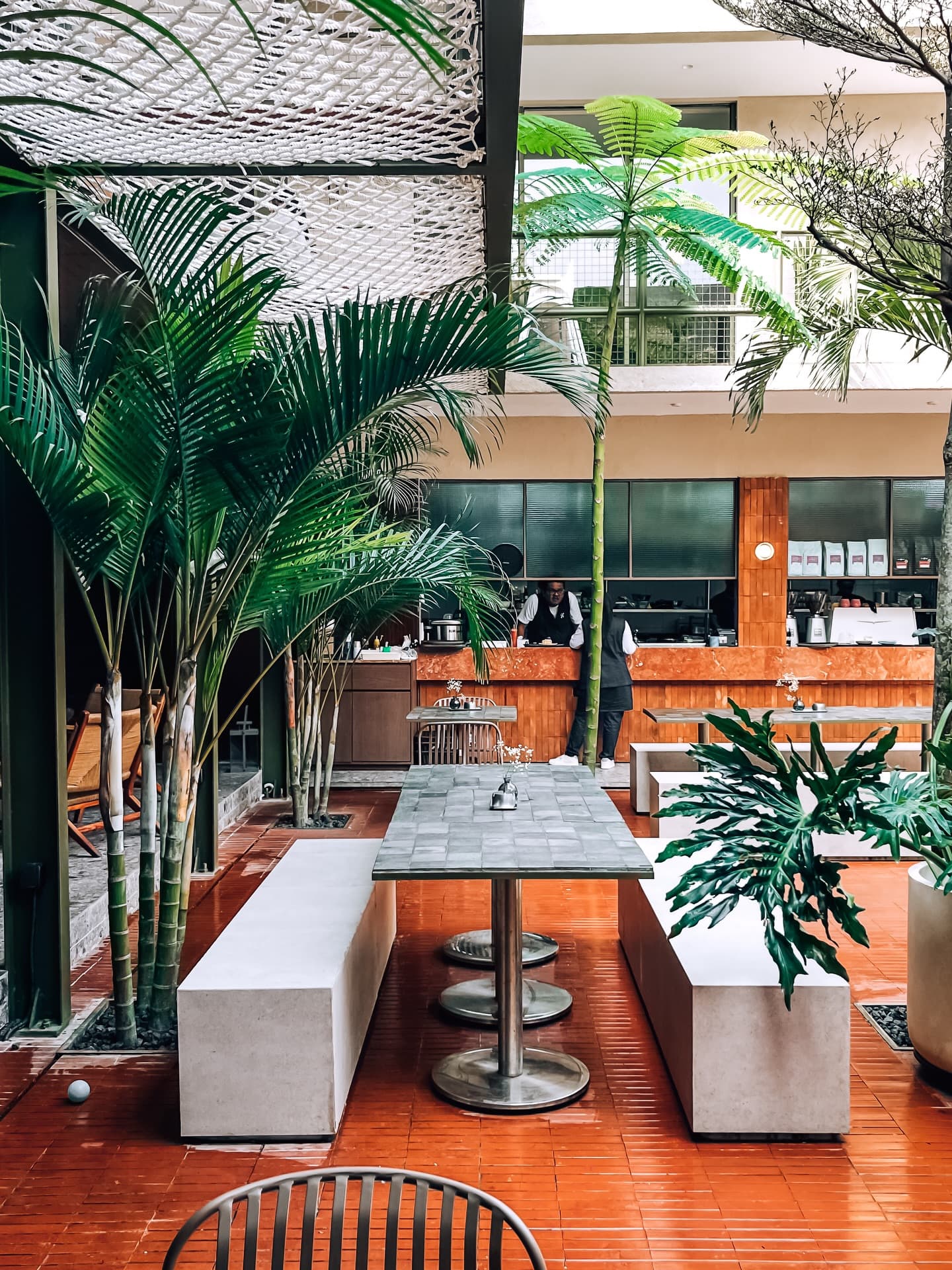 Anjay, pasta cuma 38K? Spot mantap di Jaktim ini mending lo datengin pake motor 3