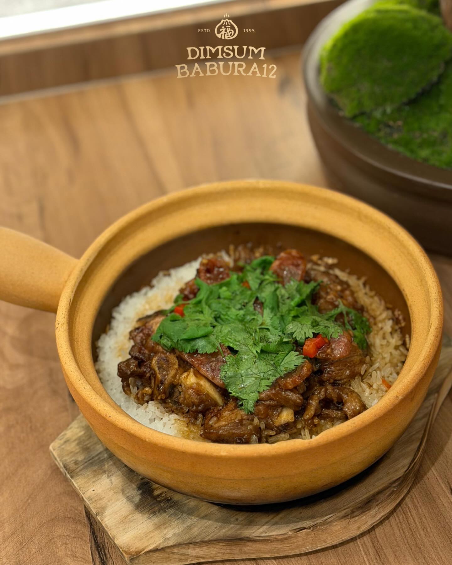 This God-Tier Medan Dim Sum is a childhood favorite, but trust me, don't go during peak hours 5