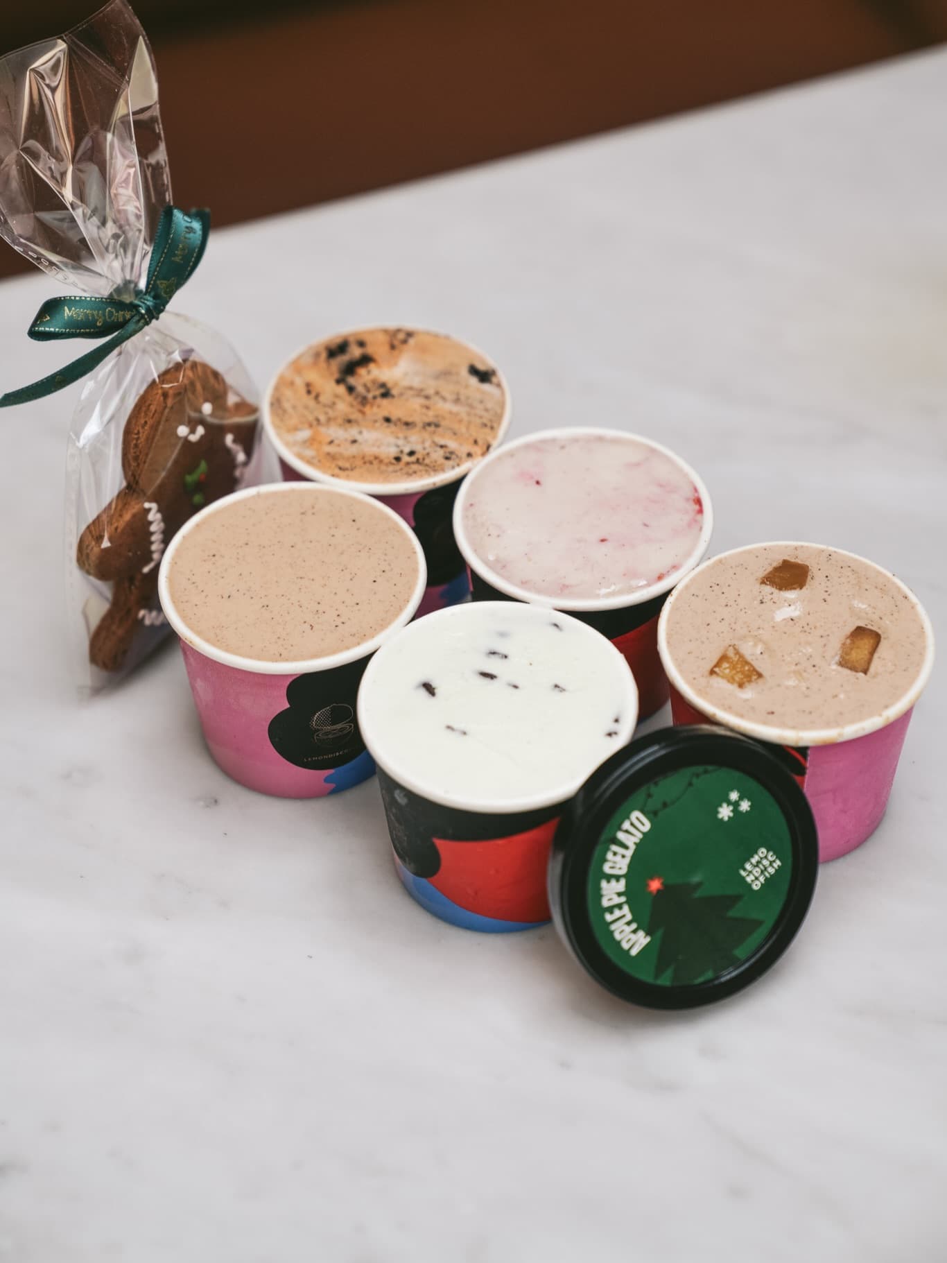 Waiternya judes ngalahin es krim, tapi auto dimaafin demi Gelato Keju Asin-nya.