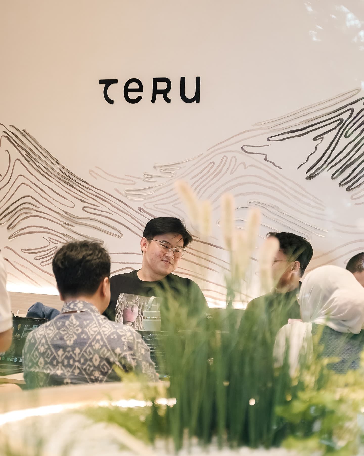 Para pejuang WFC Jakarta, merapat! Kafe WFC ini Anjay banget, hari Senin bawa laptop auto diskon 5