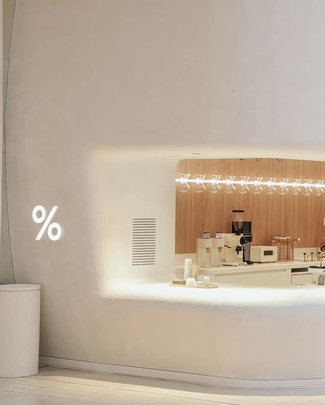 Anak Desain, Merapat! % Arabica Jakarta Ini Surga Sekaligus Racun Dompet. 5