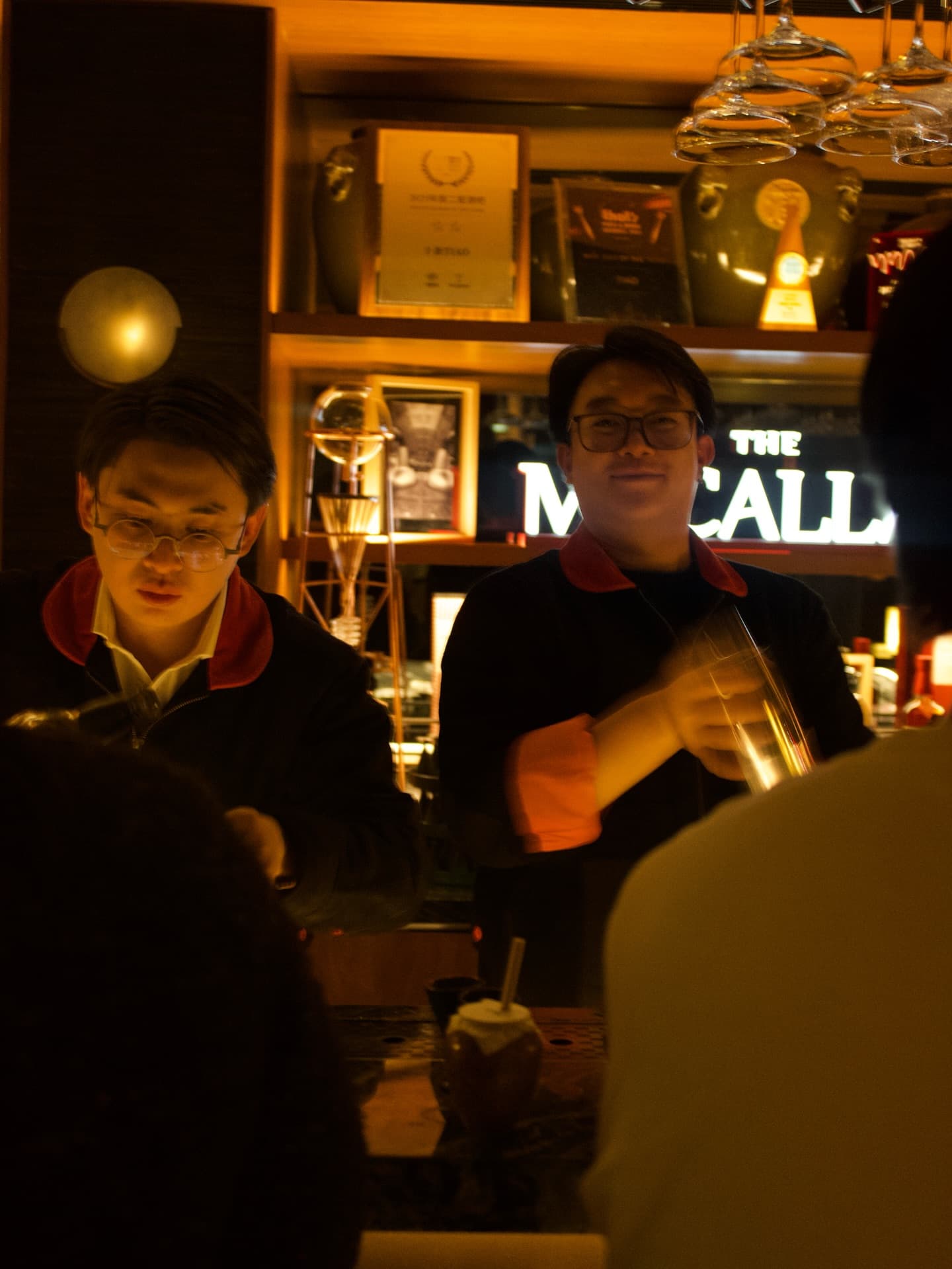 Alergi asep rokok? Sini merapat! Gue nobatkan bar basement di Jakarta ini sebagai surga baru buat Nongkrong! Mantap 3