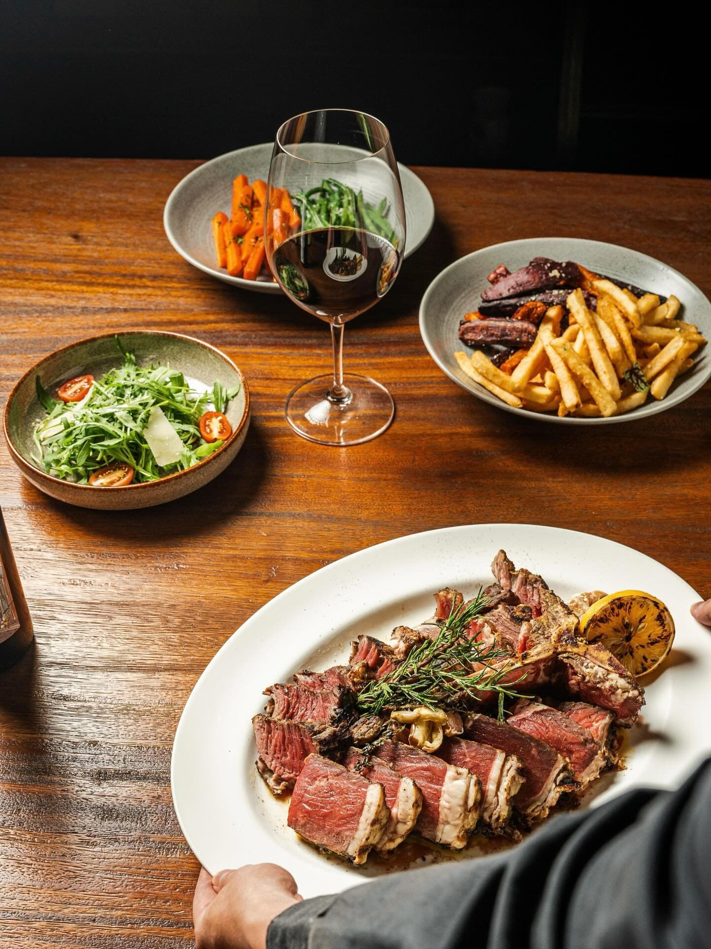 Jakarta Date Night Crew, get in here! I've cracked the secret to ordering at Patio. 6