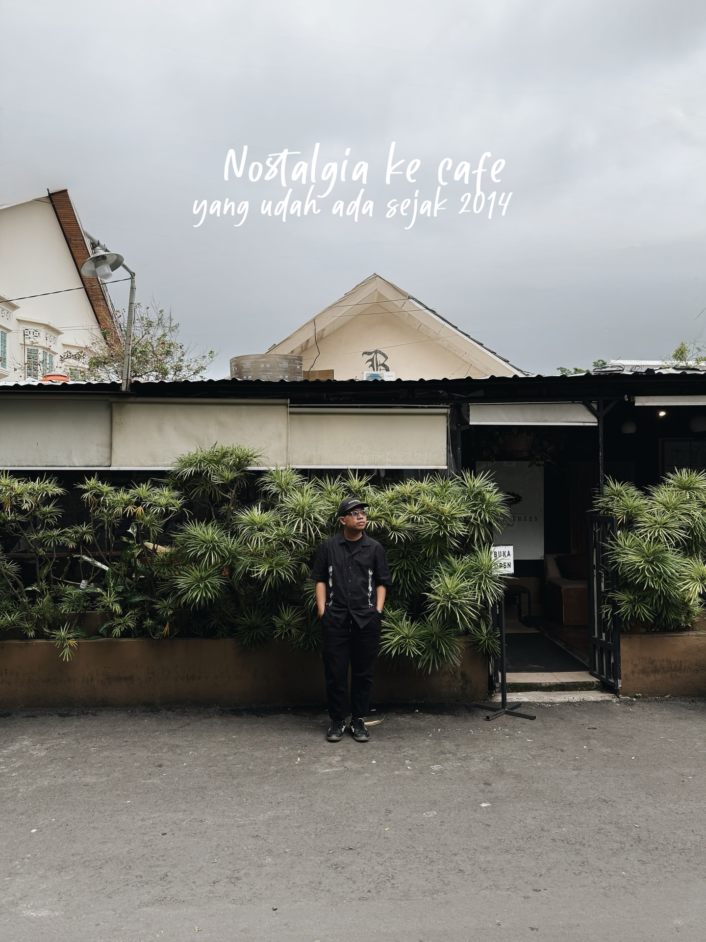 Anak WFH merapat! Ada 'Ubud Kecil' di Makassar nih. Selain main course-nya, semuanya `mantap` 6