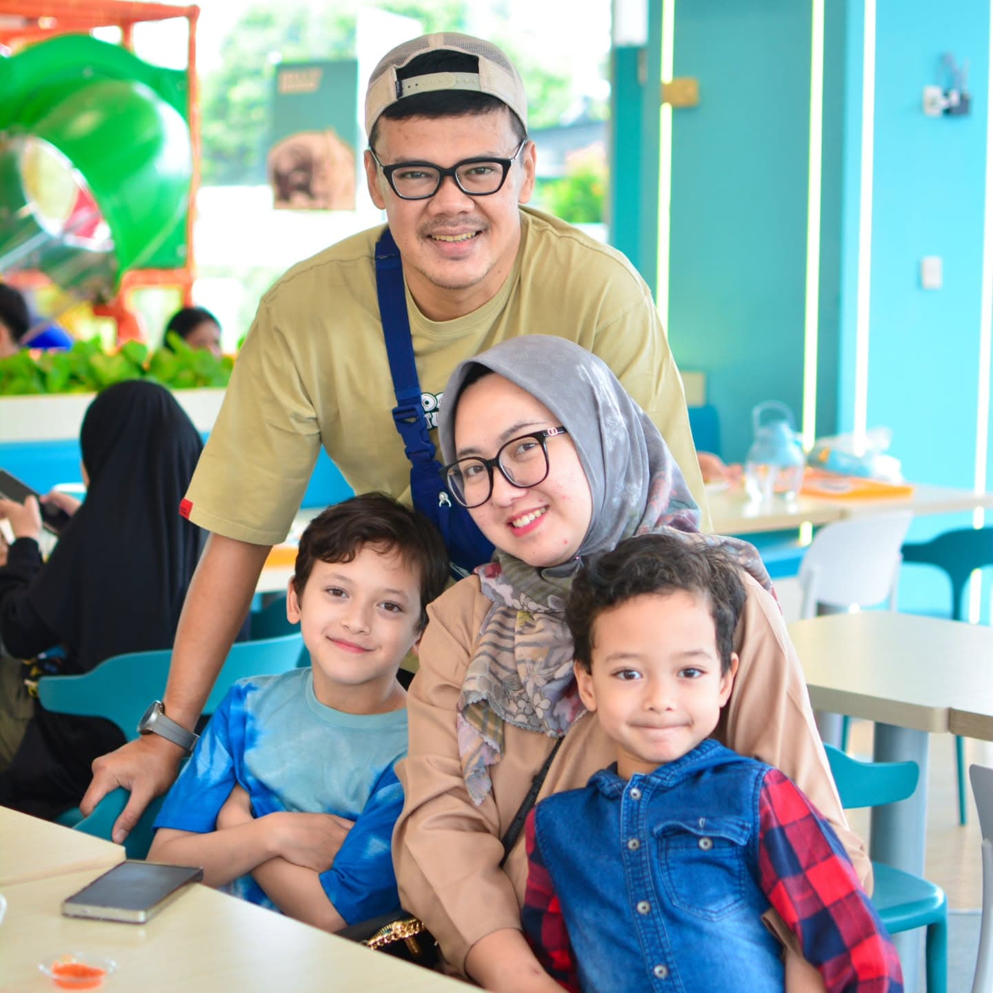 Google 4.9星的Mecca炸鸡，好吃还是情怀税？ 4