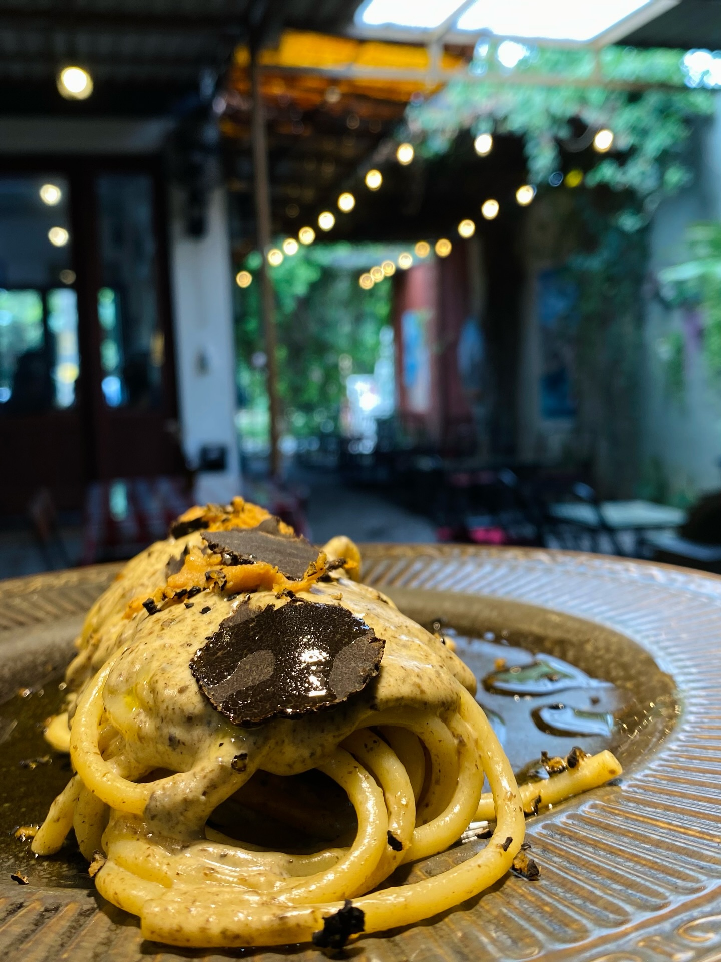 Google 4.9分，这家藏在梭罗的意餐，凭什么让雅加达人都专程来吃？ 4