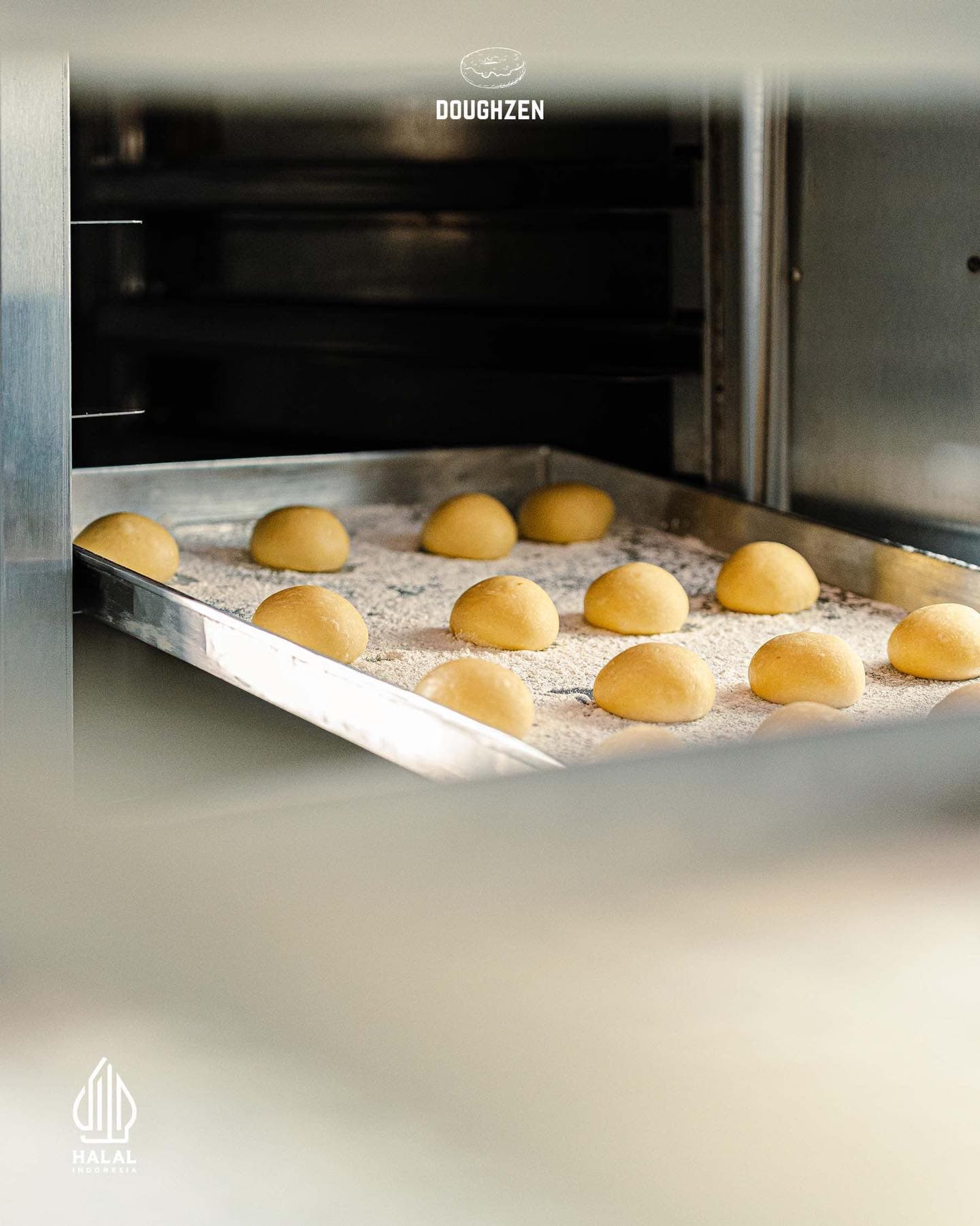 Donut viral PIM: Mantap bikin nagih, tapi muka mbaknya auto bikin ilfeel… 4