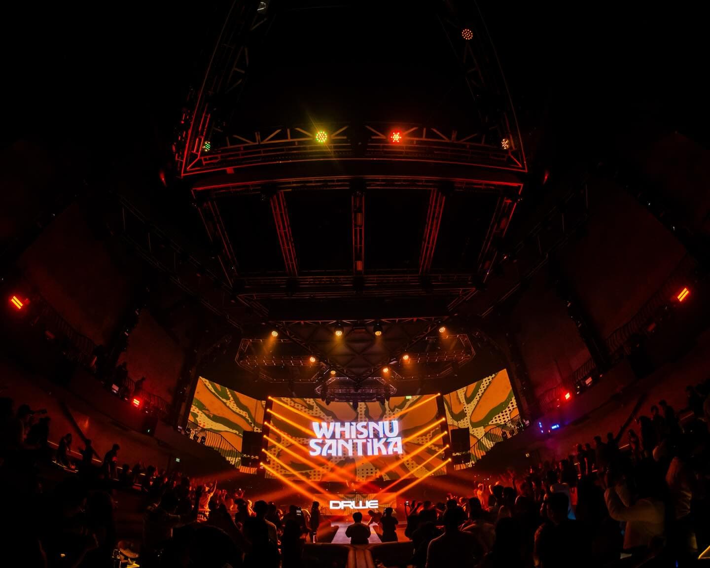 安检比总统府还严的夜店，W Super Club Gatsu值得冲吗？