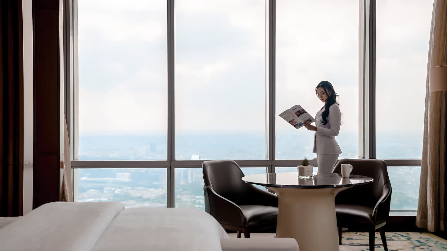 800k Jakarta Sky Buffet: Is Half the Price Just for the View? 2