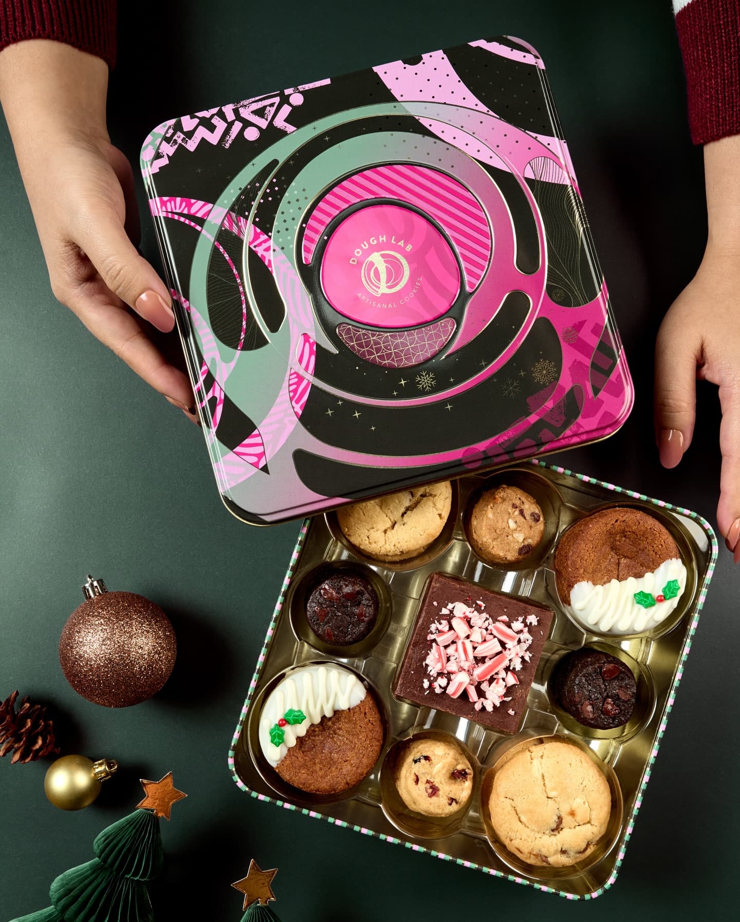 雅加达最好吃的饼干？排队半天，差点被服务员气走！ 2