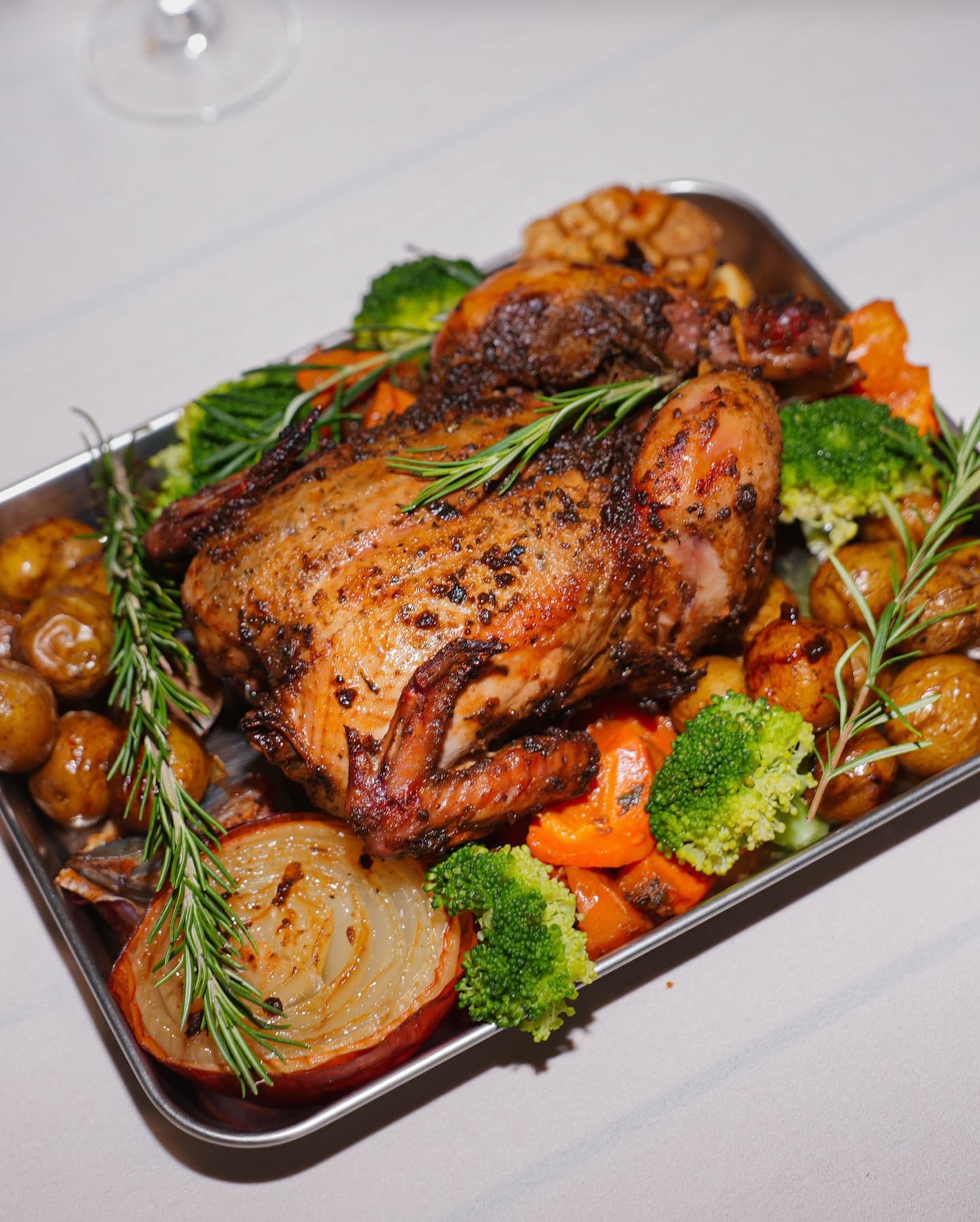 Demi Osmanthus Latte mantap, rela kena asep rokok pas nongkrong. Worth it gak sih? 3