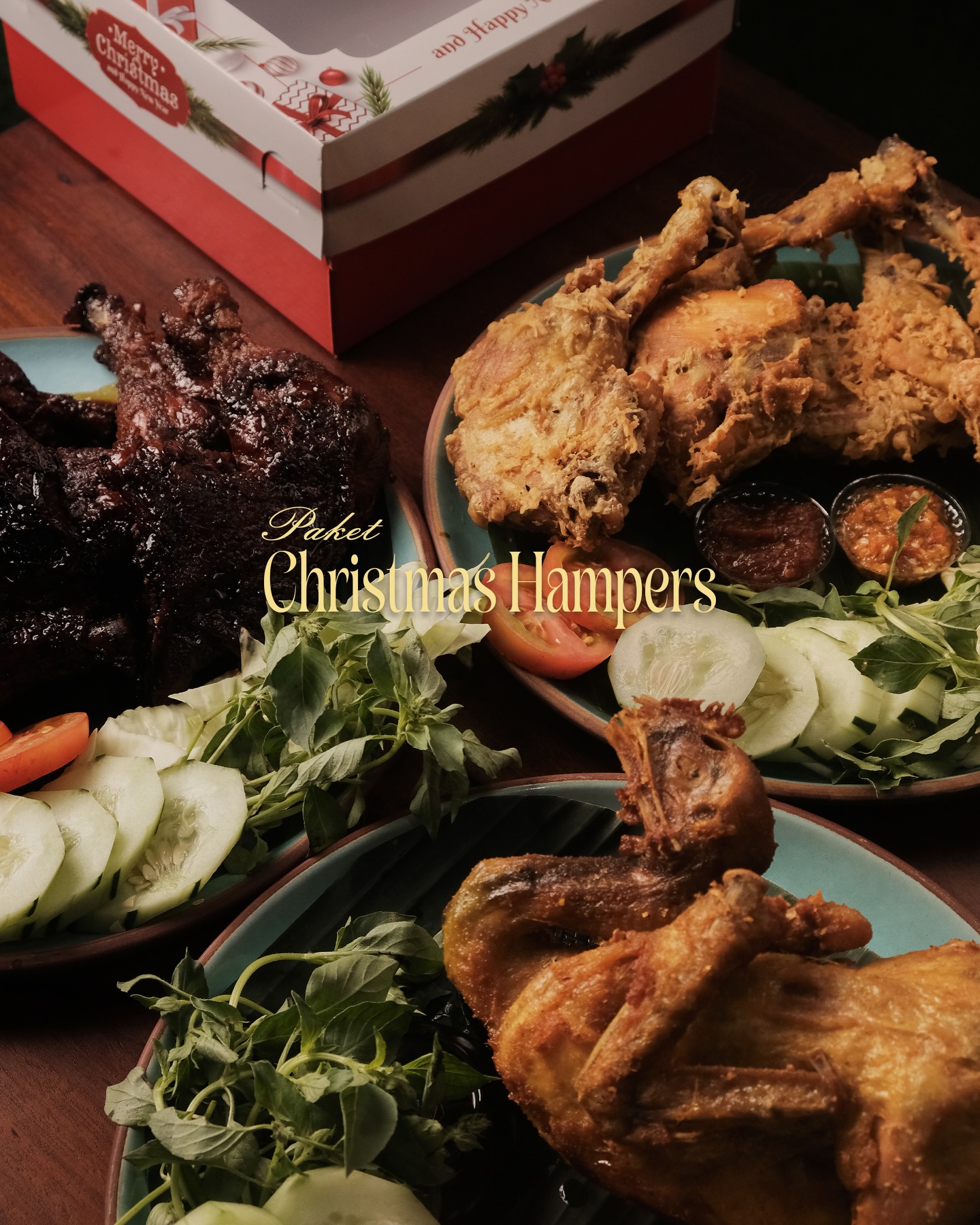 Would you dine with flies for this mountain view? 5