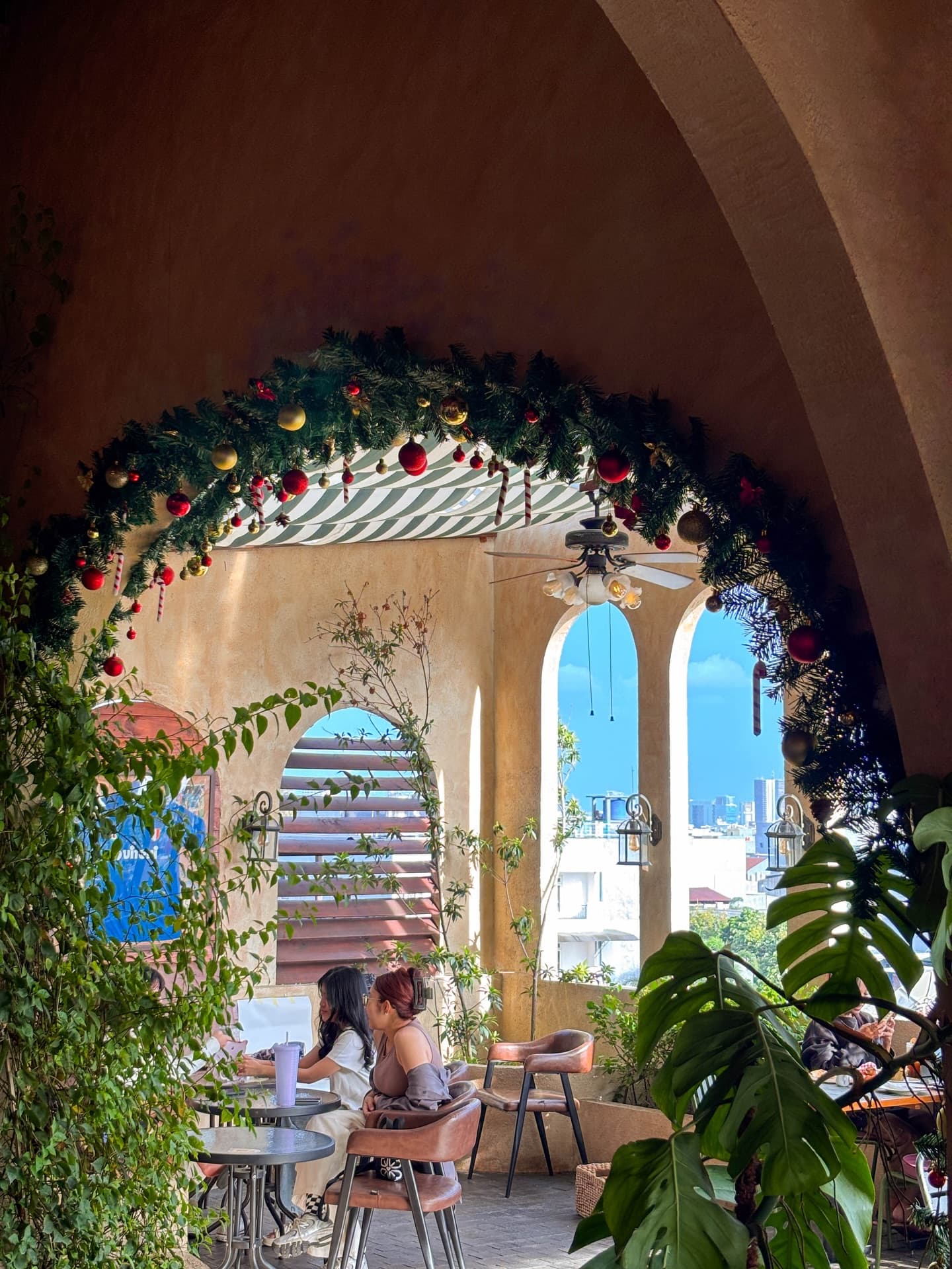 谁说雅加达北部没好地方？这家屋顶披萨店第一个不服！ 6