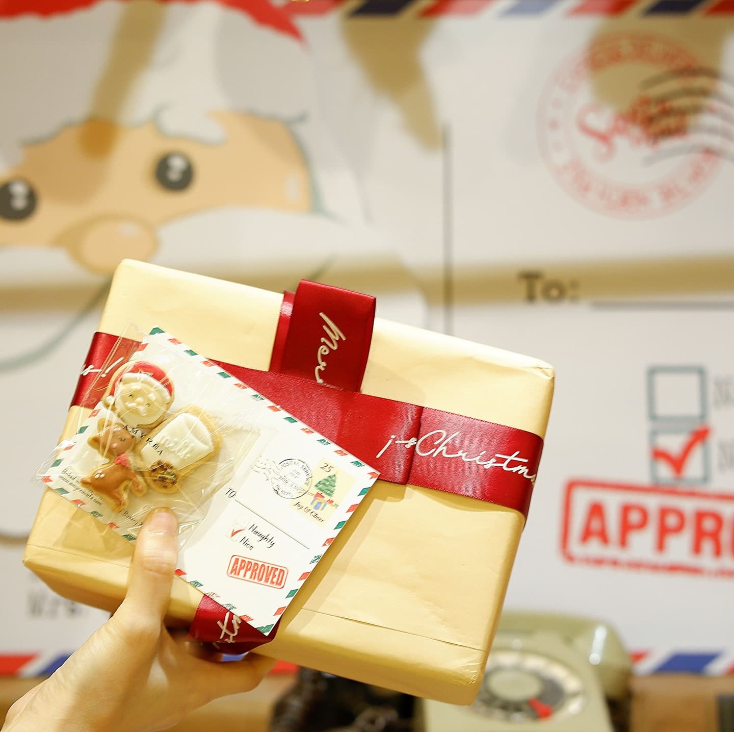 Attention, Jakarta Photo Lovers! This Gading Art Gallery Cafe: Pros & Cons Revealed.