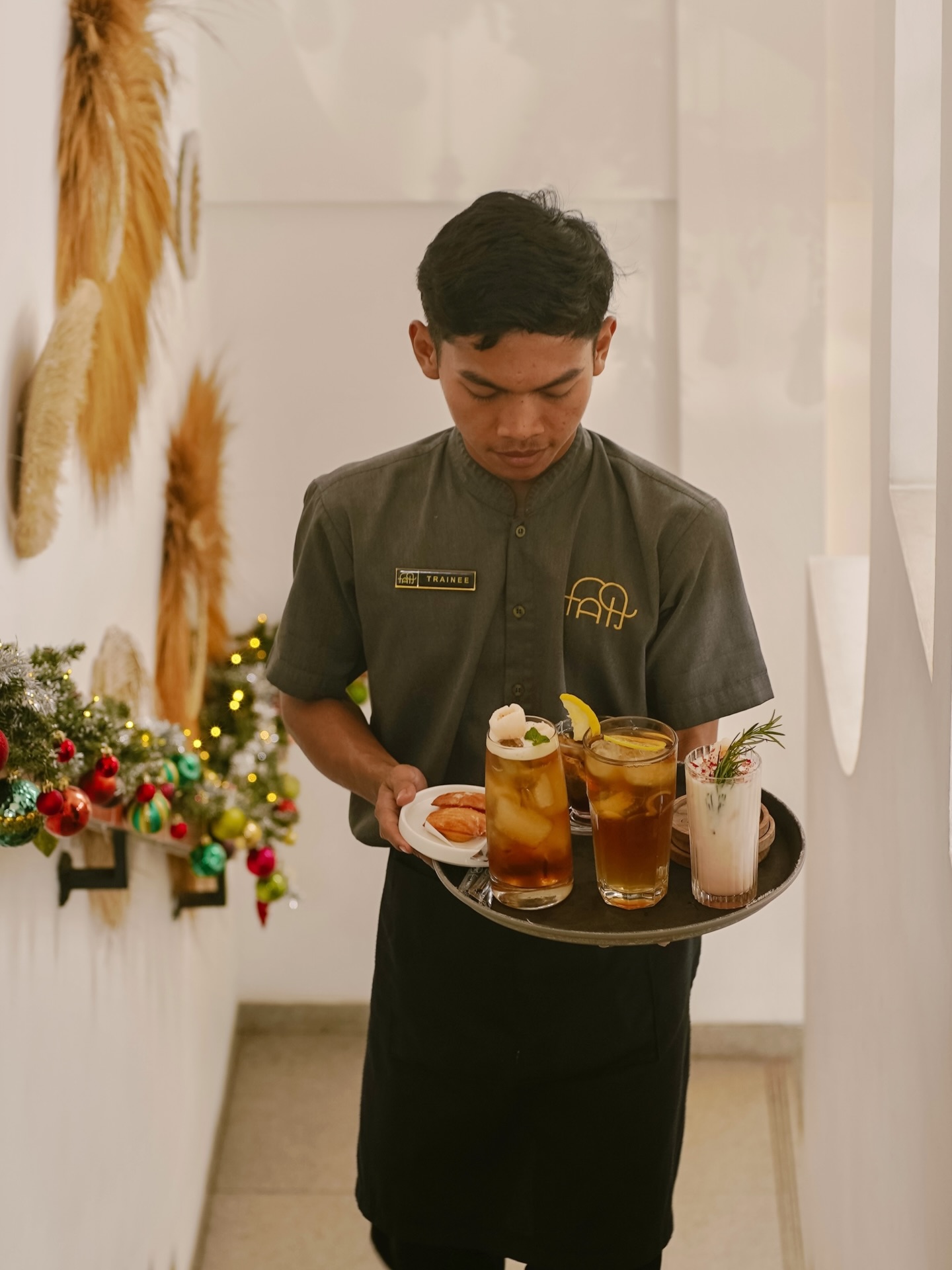 Perfect Ambiance, Terrible Service? Should I praise or diss this viral spot in Semarang… 5