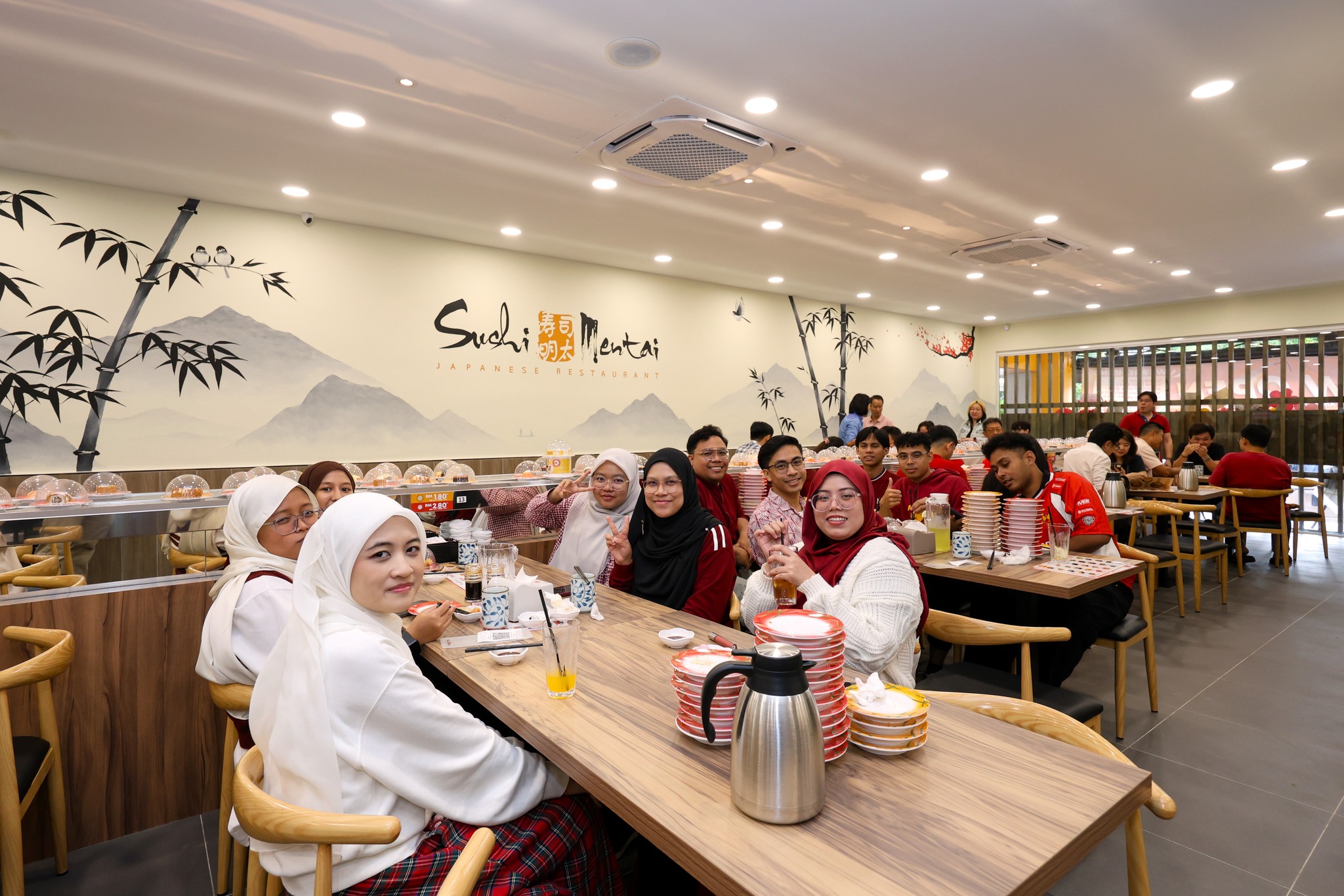 Eat till you're stuffed for 50? At this Medan sushi train, trust me: don't just focus on the sushi