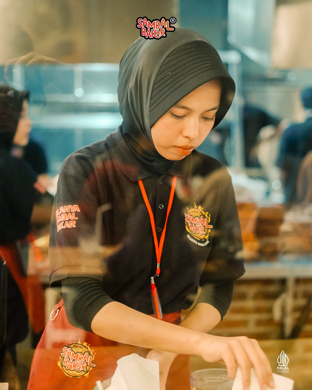 So much for reliable chain stores. Sambal Bakar's hygiene... I can't even... 3