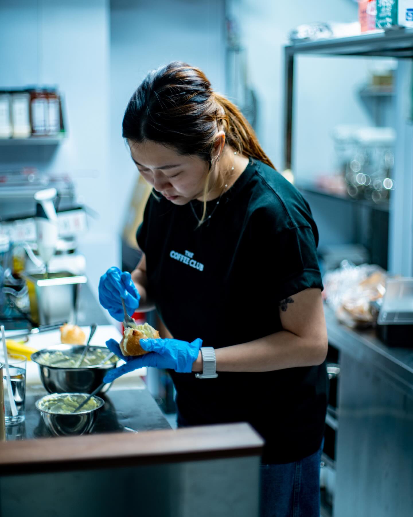 Bali Airport's 4.9-star legendary shop: Lifesaver or massive tourist trap? 6