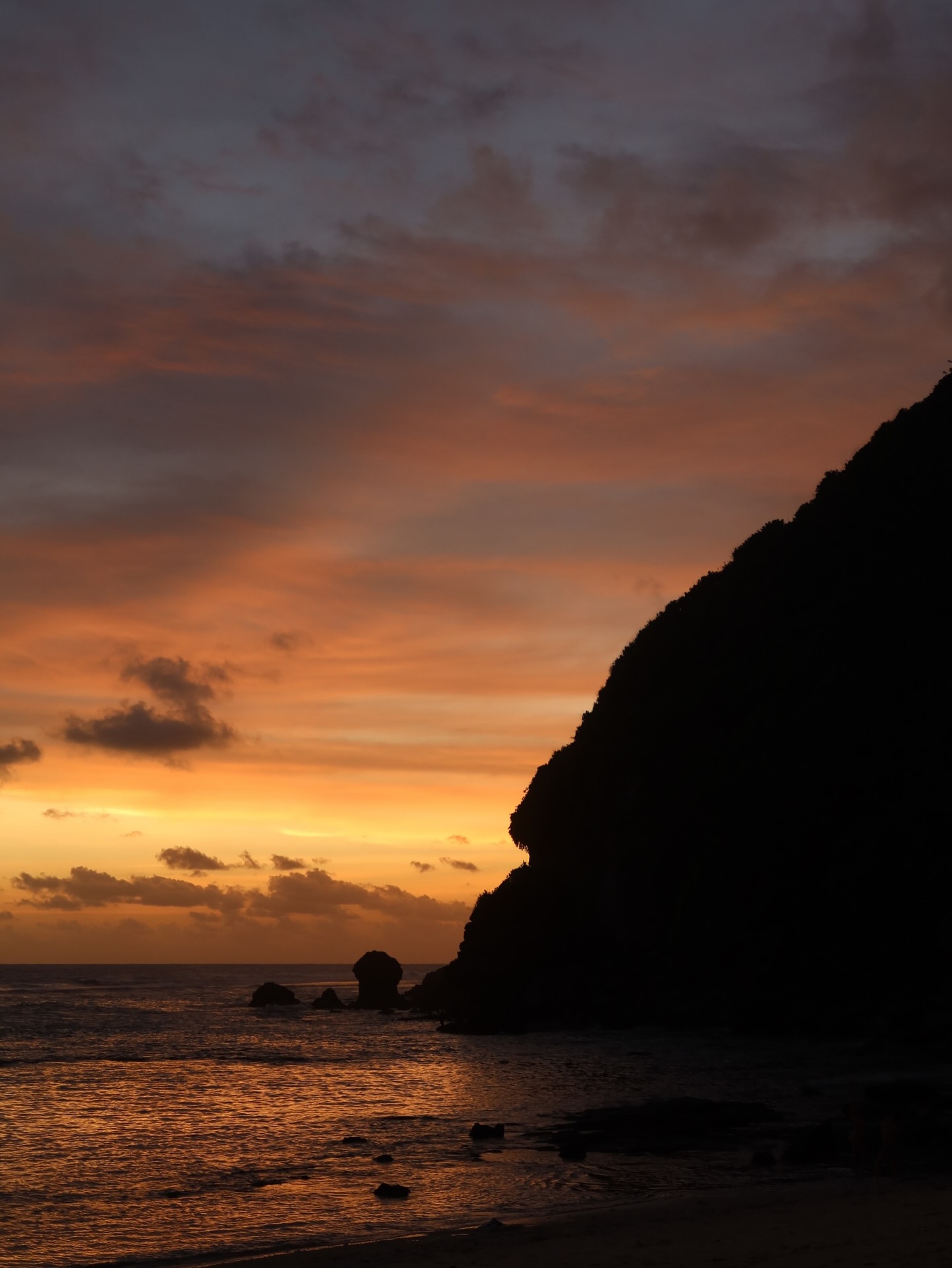 Bayar 800k buat turun tebing, Sundays Beach Club beneran Chill atau cuma akal-akalan? 4