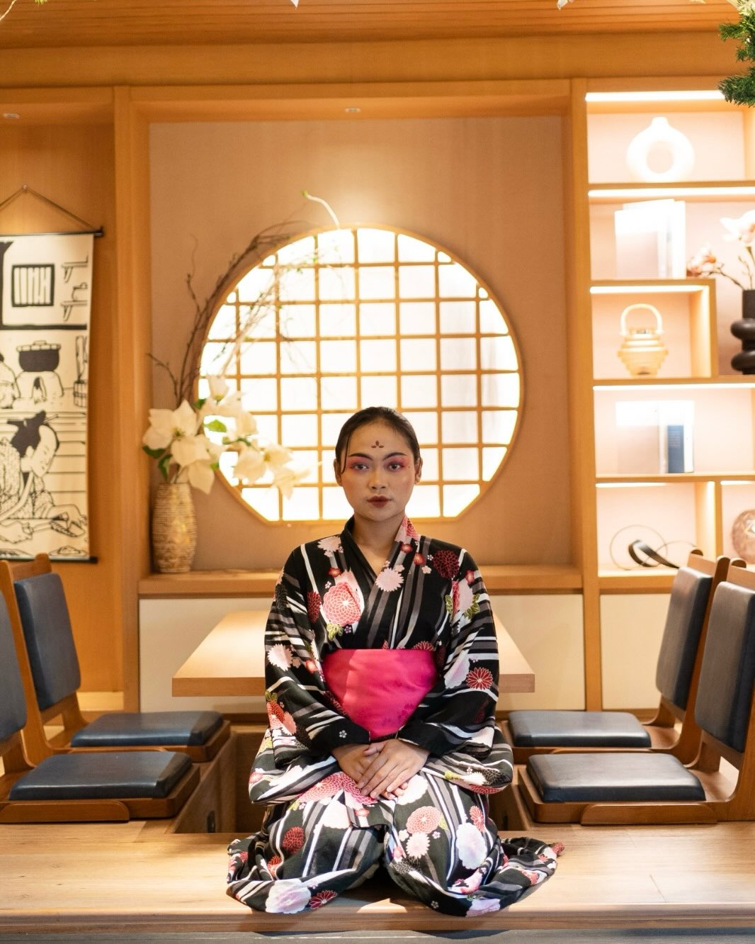 梭罗这家日料，是花钱吃饭还是花钱租和服拍照？