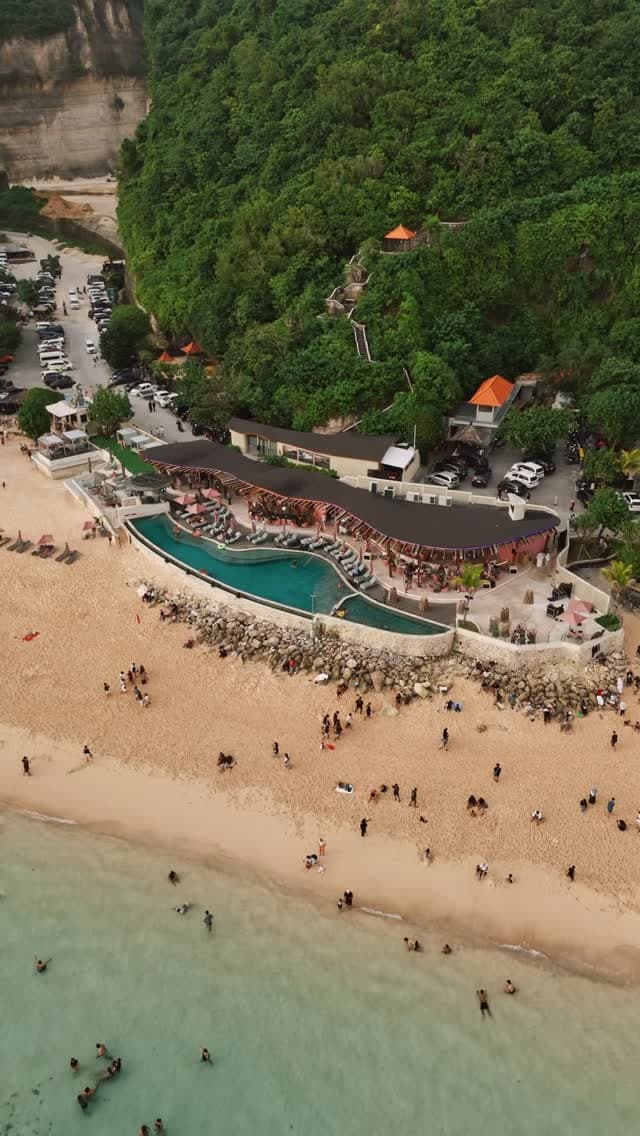 Who says Melasti Beach is just crowds? I'm only telling you about this new Beach Club 2