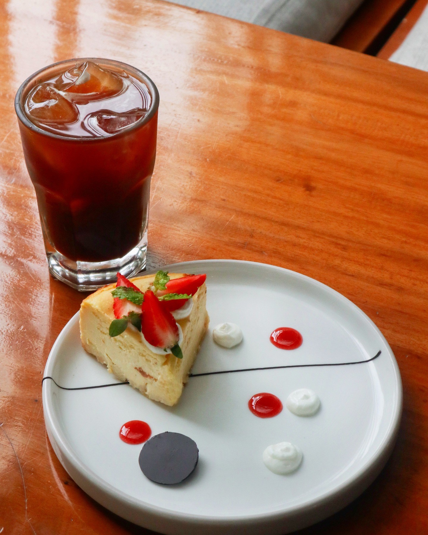 Came for the Dragon Fruit Fried Rice, almost left because of the smoke… This Semarang spot is something else.